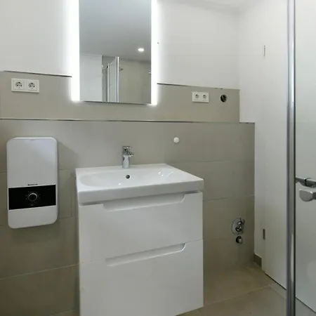 דירה Haus Christa 1 וגנרוגה